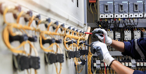 Professional Electrician technician working in Madeira, OH
